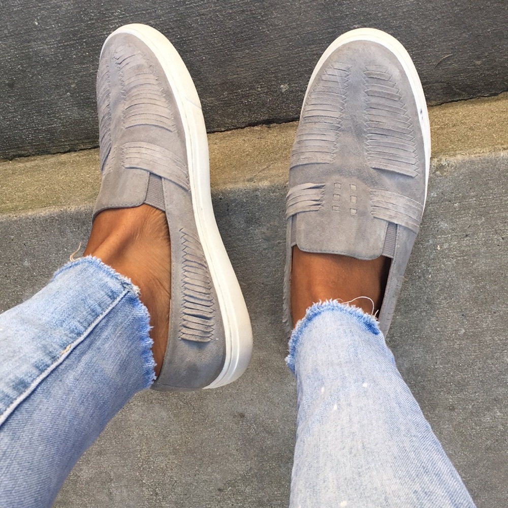 VINCE CAMUTO SLIP ON